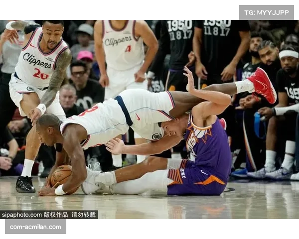 贝恩36分对飙伦纳德37分 魔术快船上演进攻大战